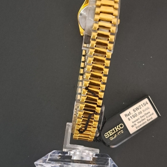 Seiko Quartz Watch Ref Z154 main image 9